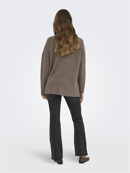 ONLHAZEL LS HIGHNECK OVERS PULL KNT NOOS brown lentil