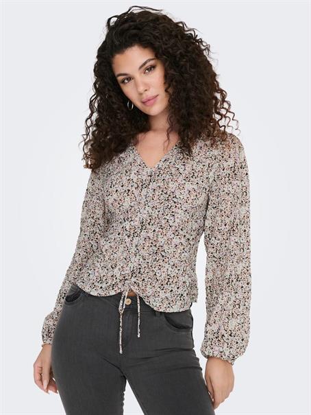 ONLHEIDI L/S RUCHING TOP WVN cloud dancer