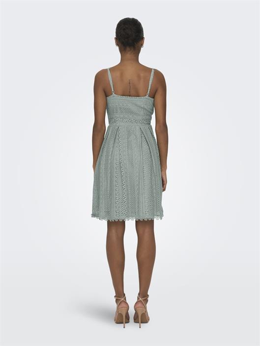 onlhelena-lace-s-l-short-dress-noos-wvn-jadeite