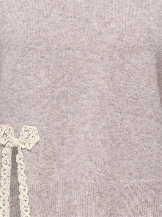 onlivy-ls-bow-o-neck-knt-string