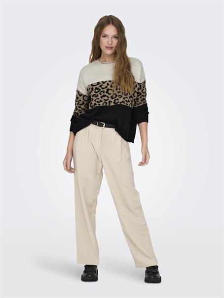 ONLJADE ANIMAL LS O-NECK KNT NOOS moonbeam