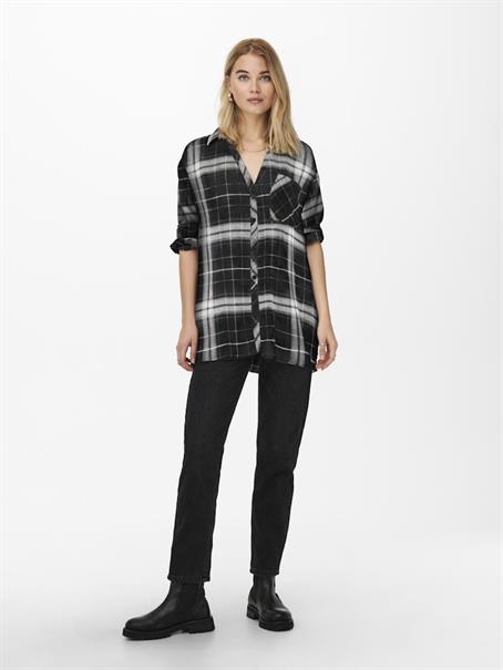ONLKAROLINA L/S SHIRT NOOS WVN black-black-cloud dancer