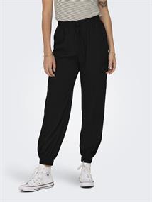 ONLKATINKA CARGO PANT WVN NOOS black