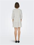 ONLKAYA LIFE 3/4 PUFF SHORT DRESS WVN cloud dancer2