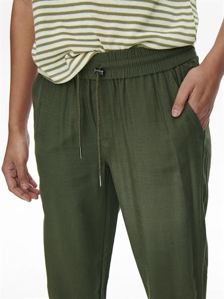 ONLKELDA-EMERY MW PULL-UP PANTS PNT NOOS grape leaf