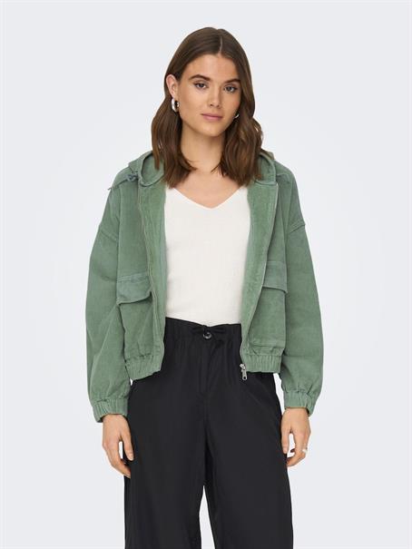 ONLKENZIE L/S CORD JACKET PNT NOOS grün1