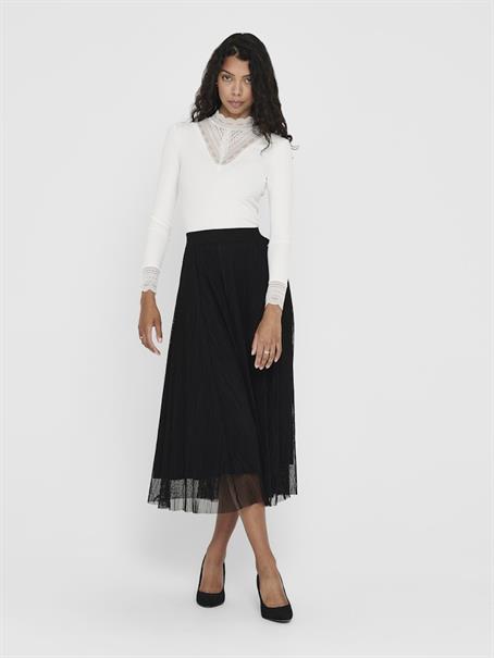 ONLLAVINA SKIRT JRS NOOS black