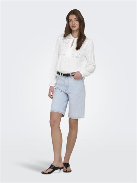 ONLLENNYO LS EMBROID V-NECK TOP NOOS WVN bright white