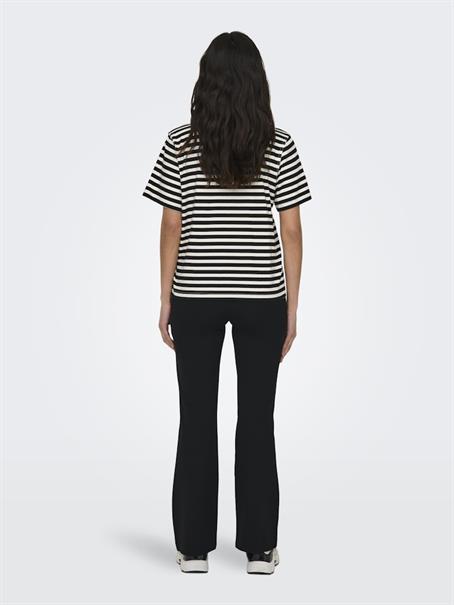 ONLLIVINA S/S STRIPE TEE JRS NOOS weiß1