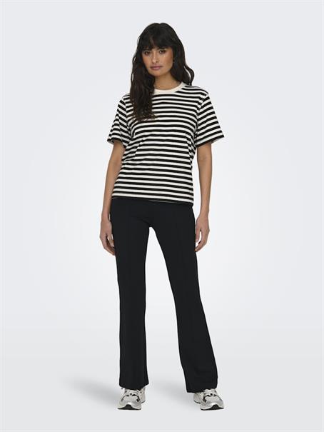 ONLLIVINA S/S STRIPE TEE JRS NOOS weiß1
