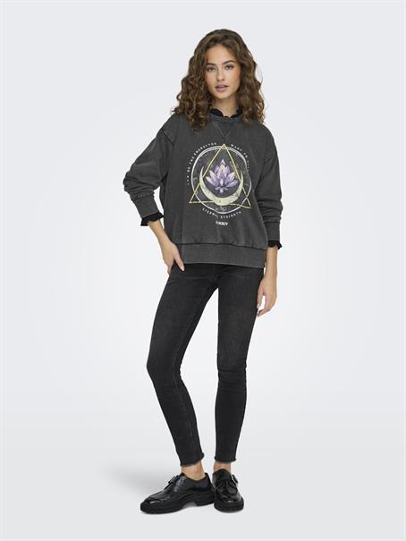 ONLLUCINDA L/S O-NECK SWT NOOS black2