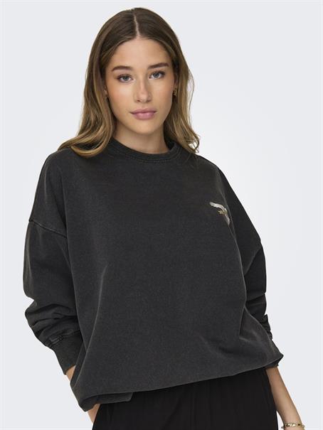 ONLLUCINDA L/S TAMED O-NECK BOX SWT black