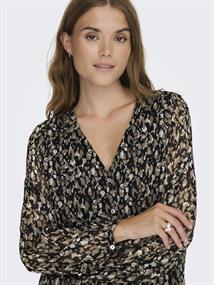 ONLLUNA L/S V-NECK TOP NOOS PTM schwarz2