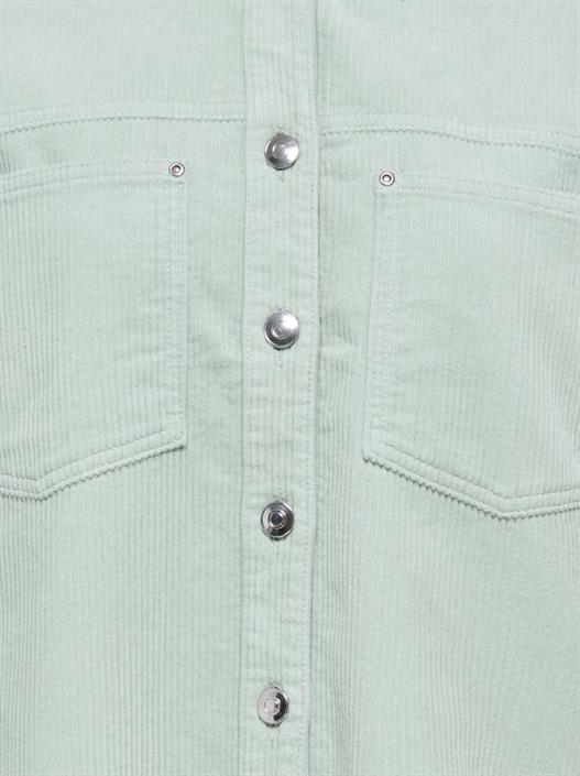 onlmaiko-bitten-l-s-cord-shacket-cc-pnt-jadeite