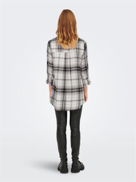 ONLNEW CANBERRA 3/4 CHECK SHIRT WVN CS black2
