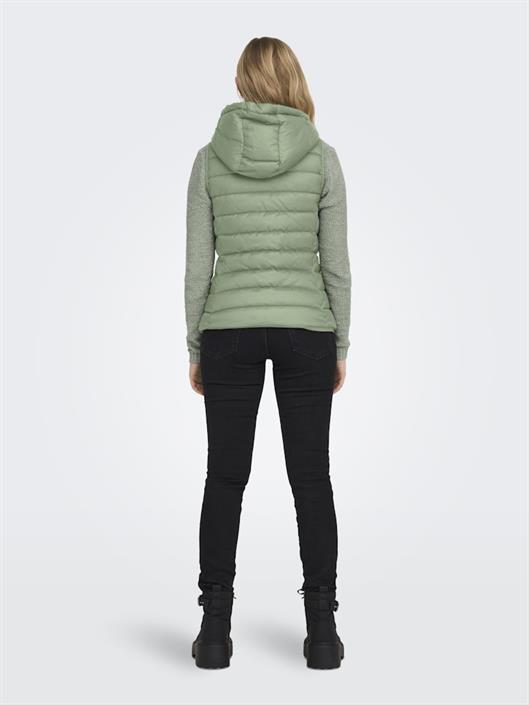 onlnewtahoe-hood-waistcoat-otw-noos-reseda