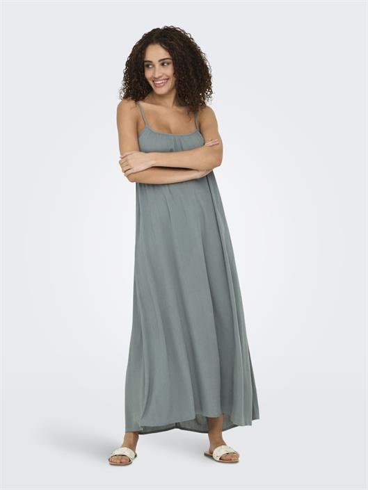 onlniki-strap-maxi-dress-wvn-balsam-green