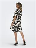 ONLNOVA LIFE VIS S/S THEA DRESS WVN black1