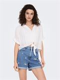 ONLPAULA LIFE S/S TIE SHIRT WVN NOOS weiß2