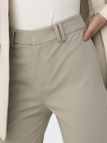 ONLPEACH MW FLARED PANT TLR NOOS string