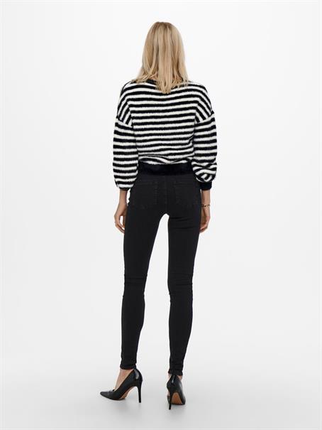 ONLPIUMO L/S PULLOVER KNT NOOS black2