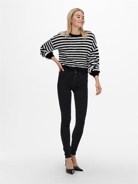 ONLPIUMO L/S PULLOVER KNT NOOS black2