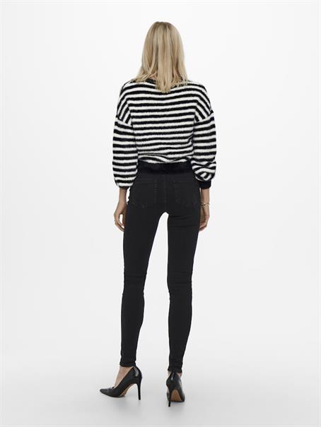 ONLPIUMO L/S PULLOVER KNT NOOS black2