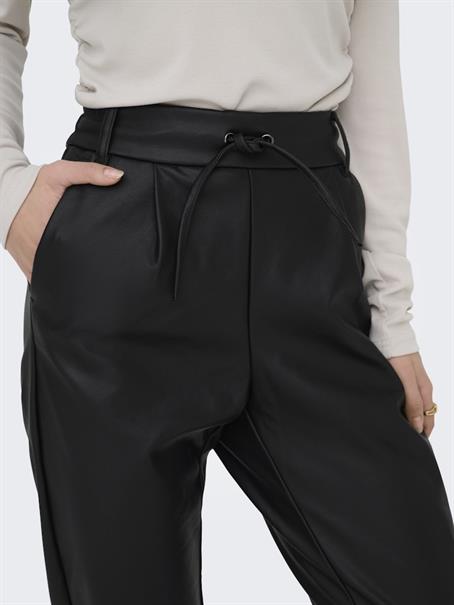 ONLPOPTRASH EASY COATED PNT black