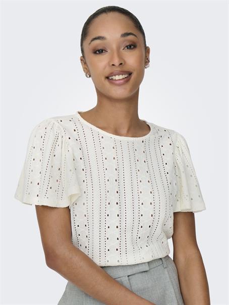 ONLRIVERSIDE S/S FLAIRED TOP NOOS JRS cloud dancer