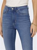 ONLROYAL HW SK DNM BJ369 NOOS light medium blue denim