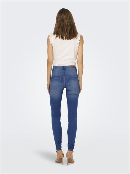 ONLROYAL HW SK DNM BJ369 NOOS light medium blue denim