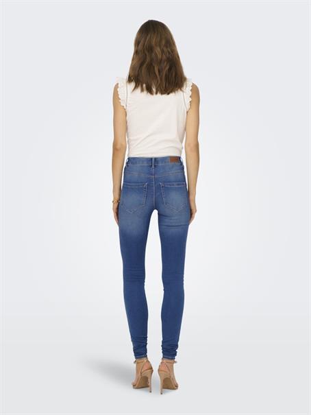ONLROYAL HW SK DNM BJ369 NOOS light medium blue denim