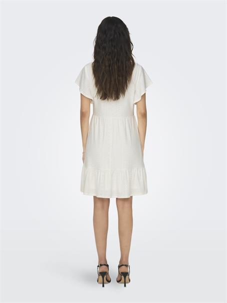 ONLSANDRA S/S V-NECK DRESS JRS cloud dancer