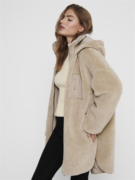 ONLSASCHA SHERPA JACKET LIFE OTW NOOS cuban sand