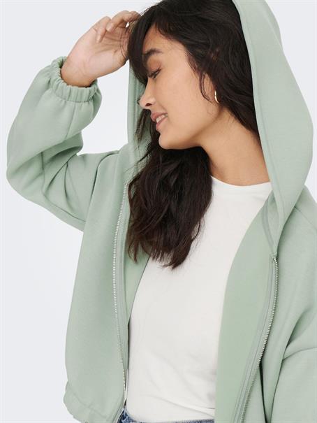ONLSCARLETT L/S ZIP HOOD SWT NOOS lily pad