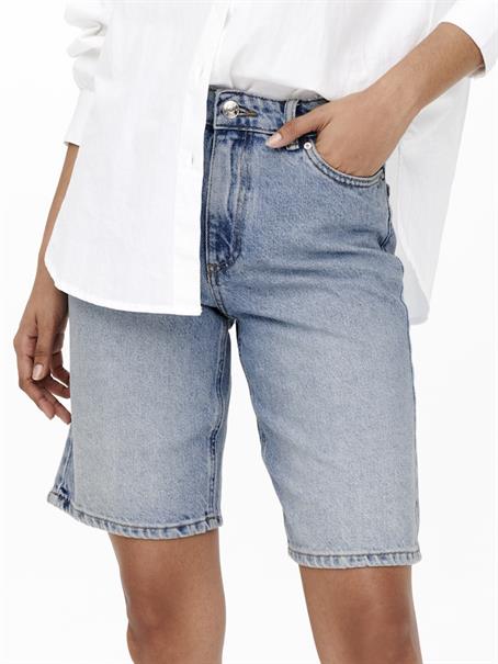 ONLSONNY HW WIDE DNM SHORTS NOOS light blue denim