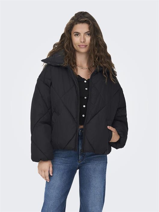 onltamara-short-quilted-jacket-cc-otw-black