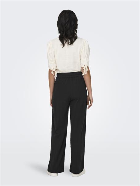 ONLTIZANA COTTON LOOSE PANTS WVN NOOS black