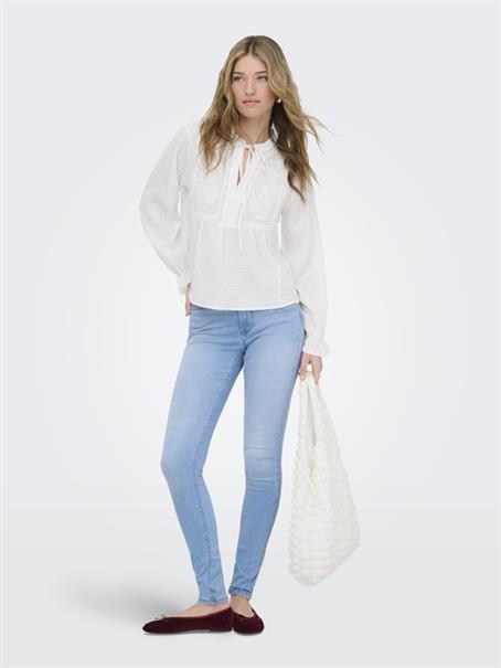 ONLVICKY LIFE L/S EMB TOP WVN NOOS cloud dancer