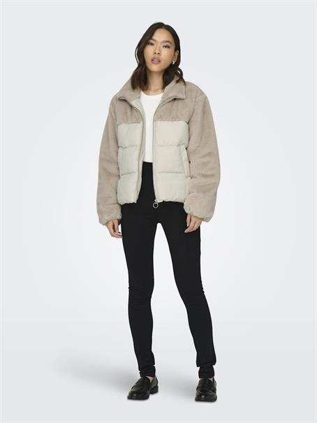 ONLWANJA FUR PUFFER MIX JACKET NOOS OTW moonbeam