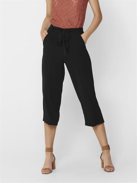 ONLWINNER LIFE CULOTTE PANT NOOS WVN black 1