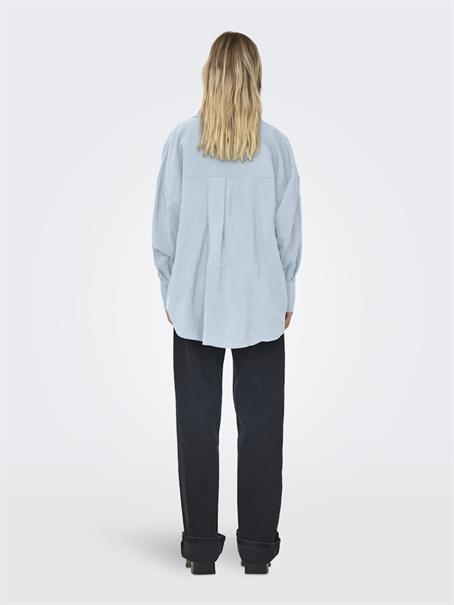 ONLZAZIMA L/S LOOSE SHIRT WVN NOOS chambray blue
