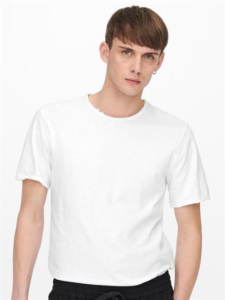 ONSBENNE LONGY SS TEE NF 7822 NOOS bright white