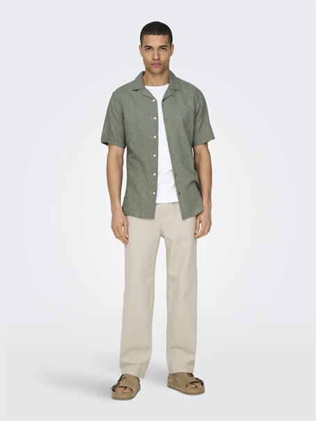 ONSCAIDEN SS SOLID RESORT LINEN NOOS swamp