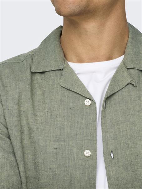 ONSCAIDEN SS SOLID RESORT LINEN NOOS swamp