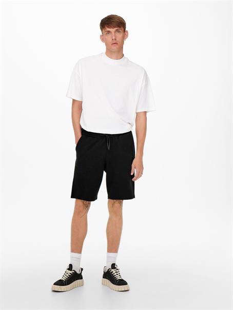 ONSCERES SWEAT SHORTS NOOS black