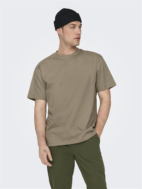 ONSFRED LIFE RLX SS TEE NOOS desert taupe