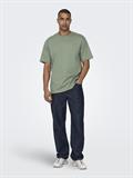 ONSFRED LIFE RLX SS TEE NOOS hedge green