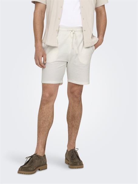 ONSKIAN LIFE STRAIGHT SEERS. SHORTS NOOS cloud dancer