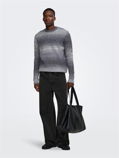 ONSMACK GRADIANT REG CREW KNIT grey pinstripe